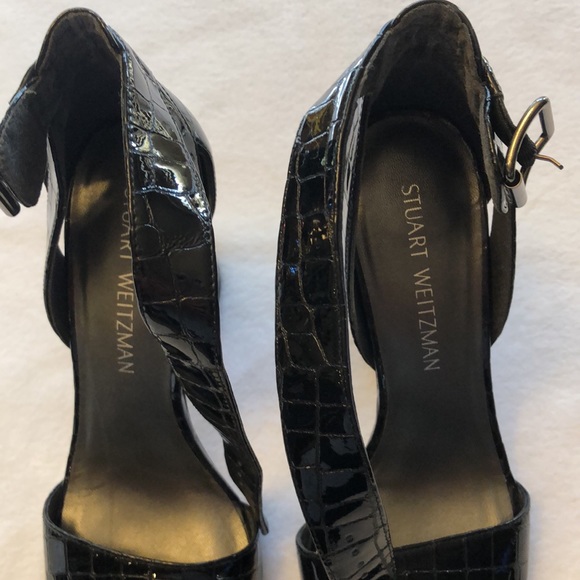 Stuart Weitzman Chunky Black Embossed Sandals. Size 7.5. - Picture 2 of 8